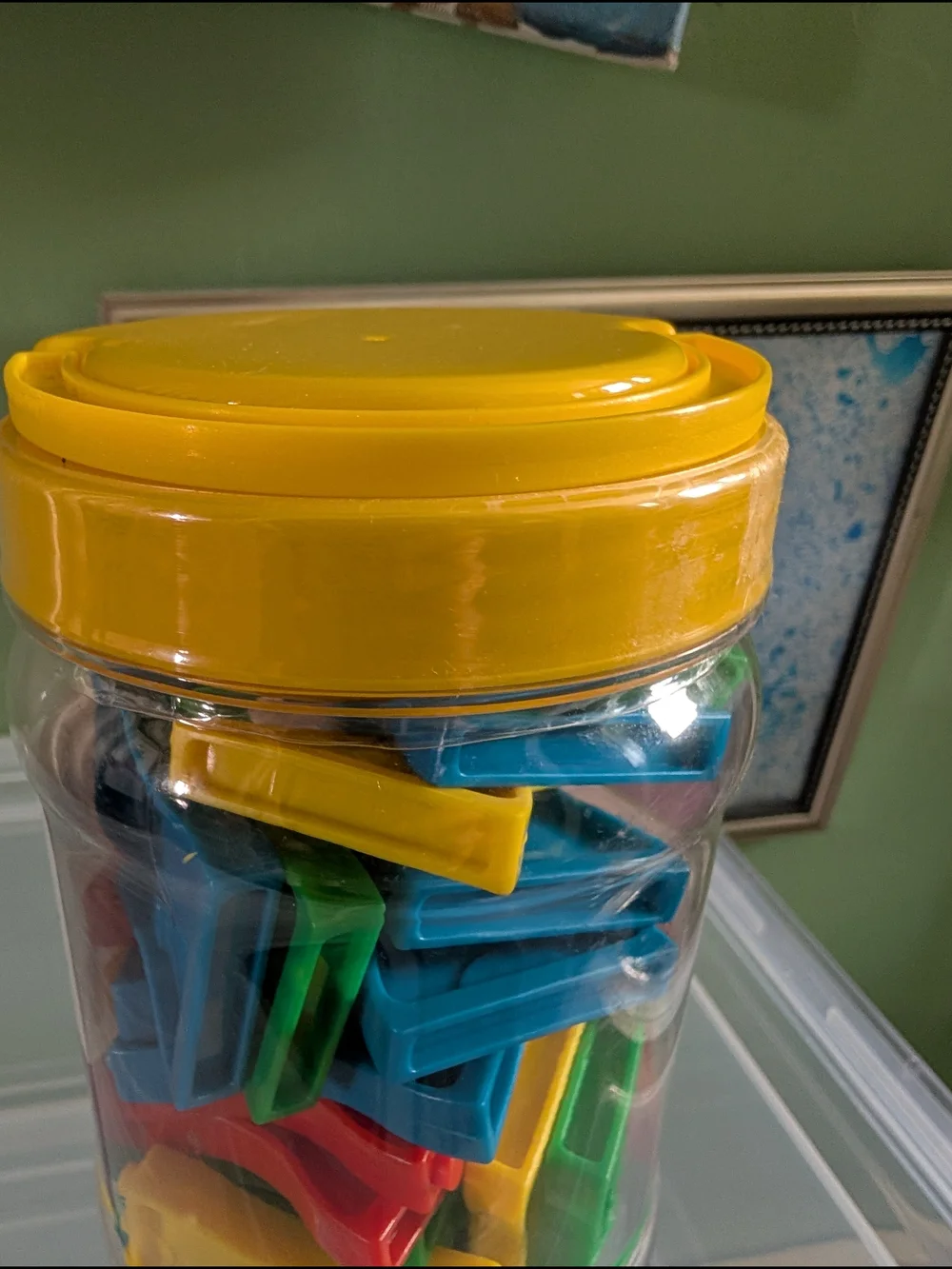 Stand & Stack Dominoes - Yellow Lid, Multicolor Pieces